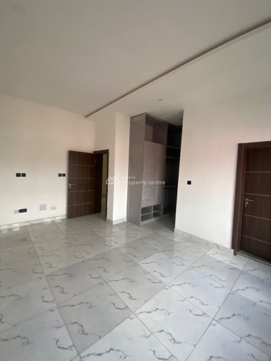 Very Sweet and Lovable Classic 4bedroom Duplex Terrace Just Out, Ilaje, Ilaje, Ajah, Lagos, Flat / Apartment for Rent