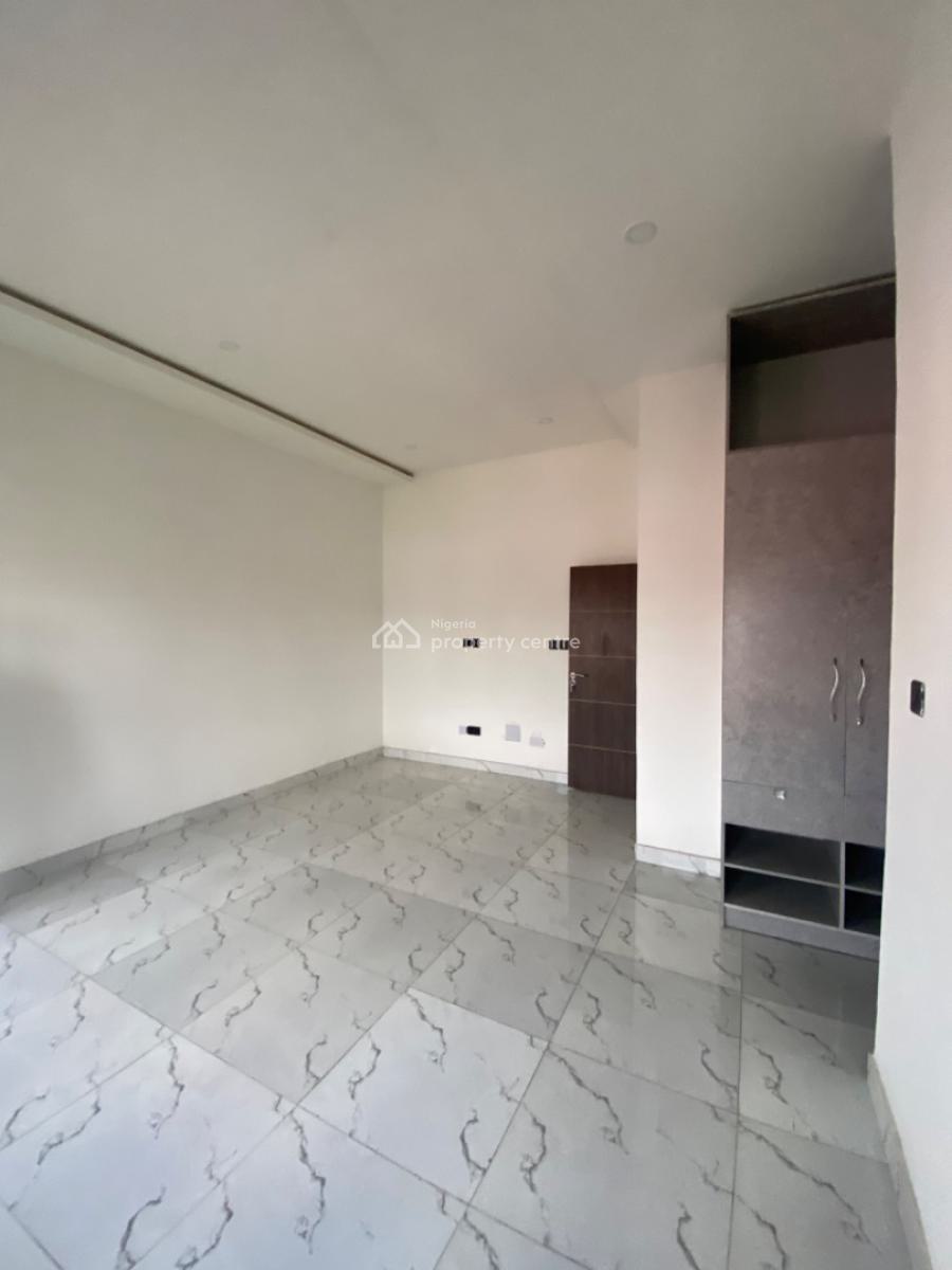 Very Sweet and Lovable Classic 4bedroom Duplex Terrace Just Out, Ilaje, Ilaje, Ajah, Lagos, Flat / Apartment for Rent