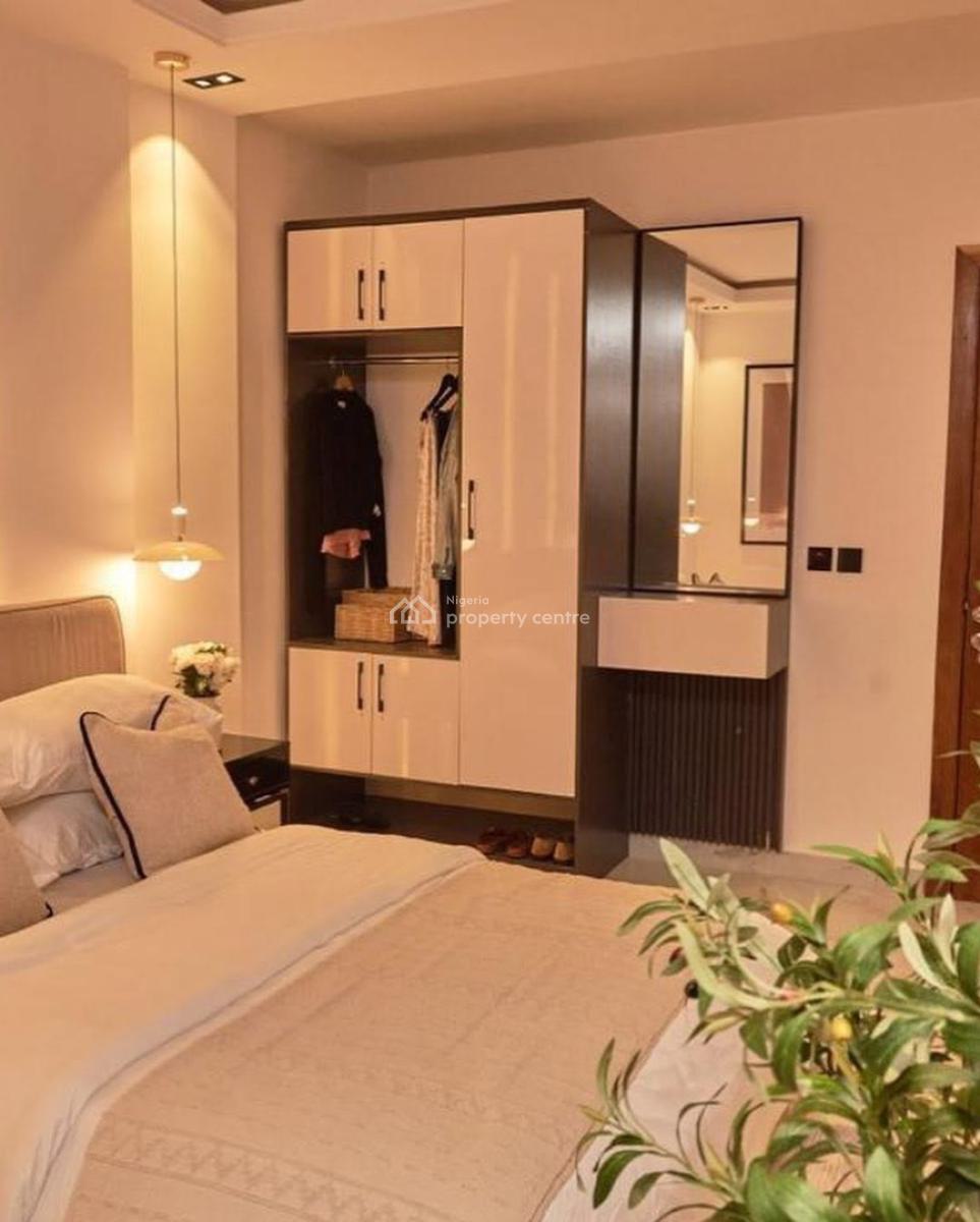 2 Bedroom Apartment @ Ologolo, Ikeja, Lagos, Flat / Apartment for Rent