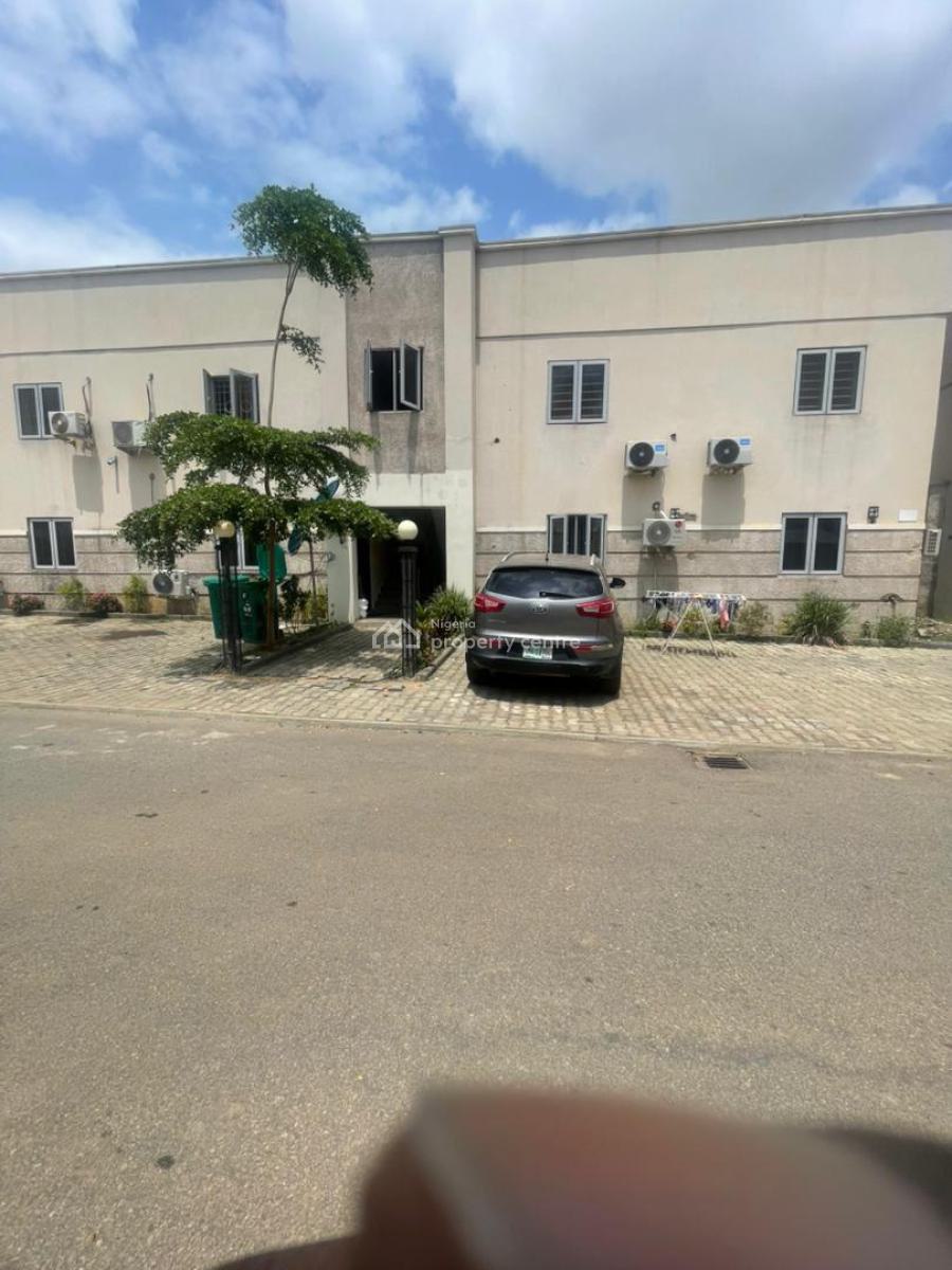 Spacious 3 Bedroom Flat, Brains and Hammer City, Life Camp, Abuja, Flat / Apartment for Sale