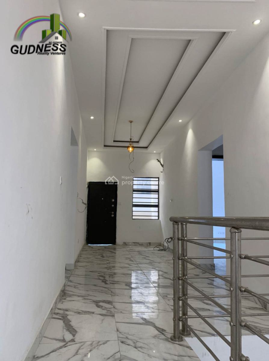 5 Bedroom Fully Detached Duplex (commercial/residential), Ologolo, Lekki, Lagos, Detached Duplex for Rent