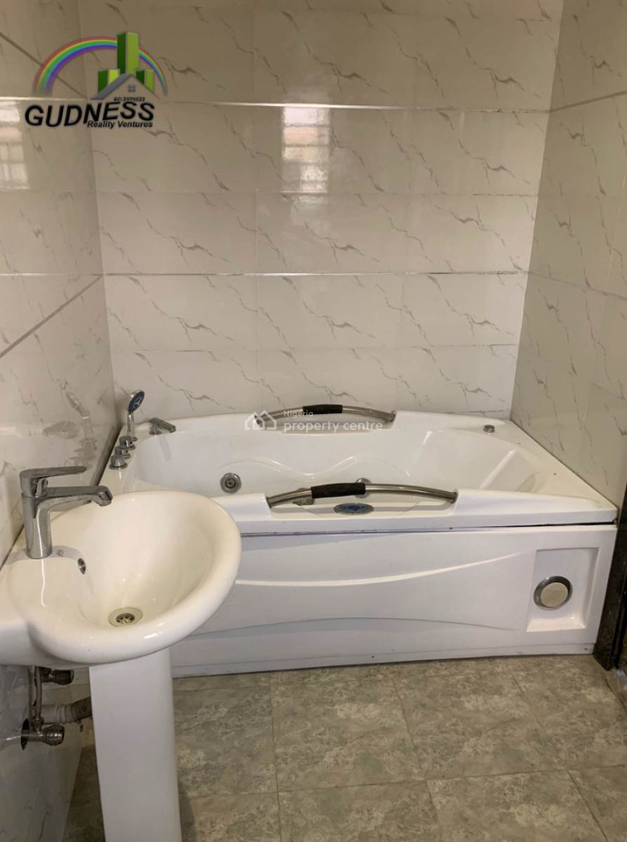 5 Bedroom Fully Detached Duplex (commercial/residential), Ologolo, Lekki, Lagos, Detached Duplex for Rent