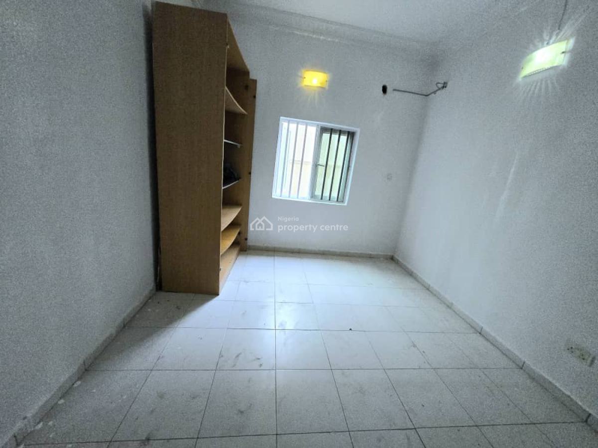 Massive Self-service One Bedroom Apartment, Ikate Elegushi, Lekki, Lagos, Flat / Apartment for Rent