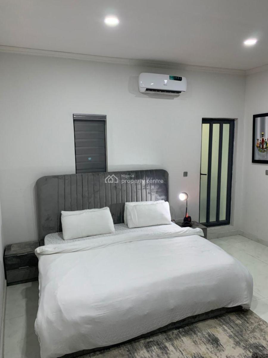 an Elegantly Crafted 2 Bedroom Apartment, Ilasan, Behind Blanco Supermarket, Lekki, Lagos, Flat / Apartment Short Let