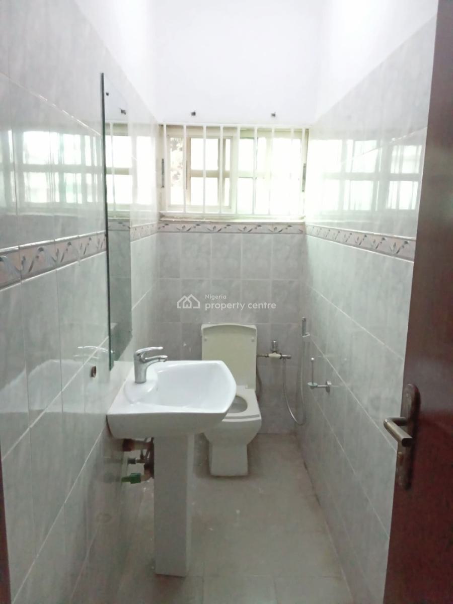 a Very Spacious 2 Bedroom Flat with Pool and Bq, Old Ikoyi, Ikoyi, Lagos, Flat / Apartment for Rent