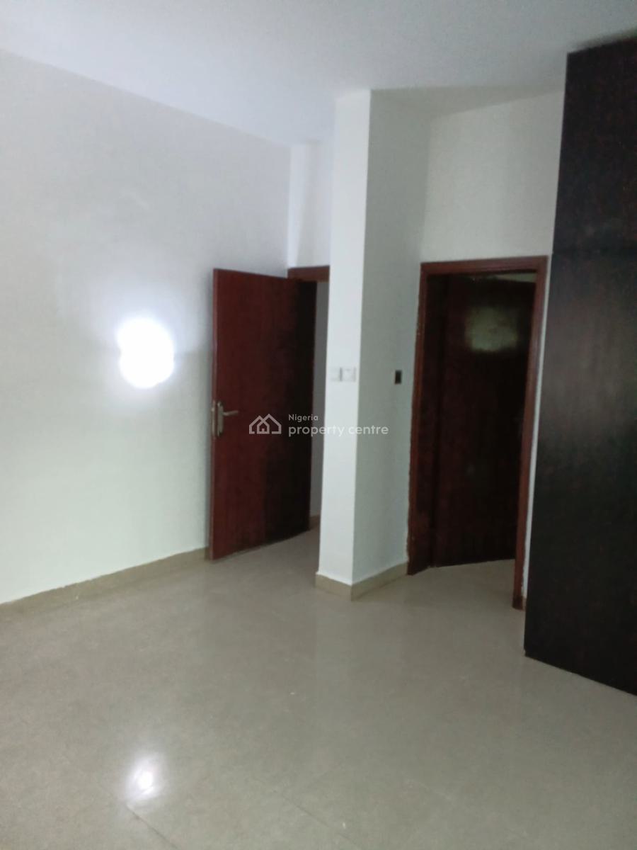 a Very Spacious 2 Bedroom Flat with Pool and Bq, Old Ikoyi, Ikoyi, Lagos, Flat / Apartment for Rent