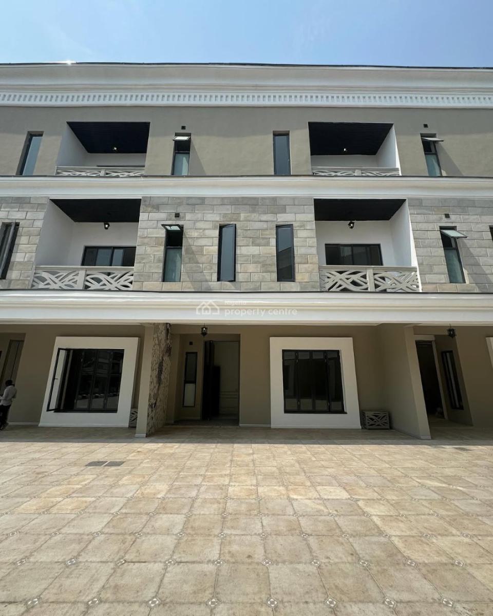 Three Bedroom Apartment, Lekki Phase 1, Lekki, Lagos, Flat / Apartment for Rent