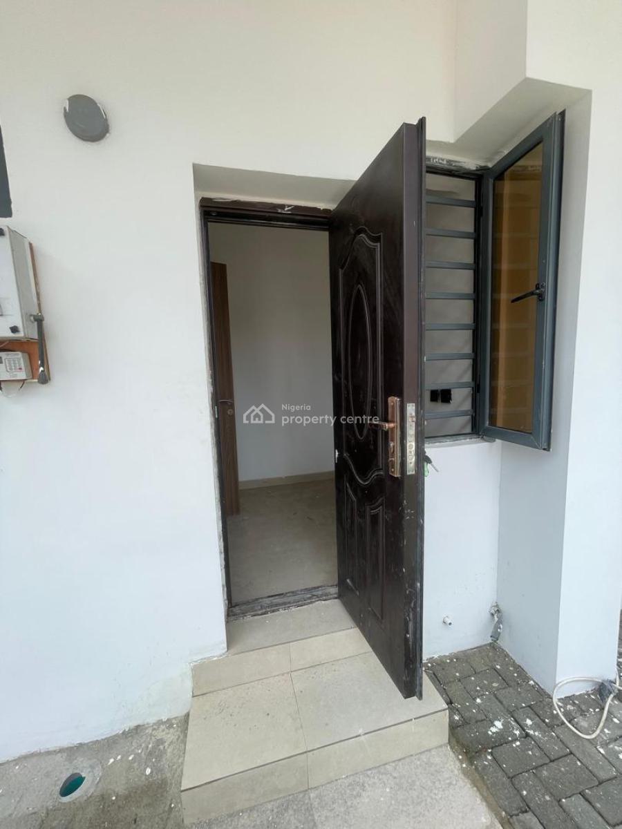 Lovely 3 Bedroom Duplex with Bq, Orchid, Lafiaji, Lekki, Lagos, Terraced Duplex for Sale