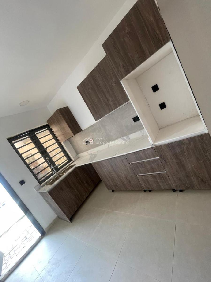 Lovely 3 Bedroom Duplex with Bq, Orchid, Lafiaji, Lekki, Lagos, Terraced Duplex for Sale