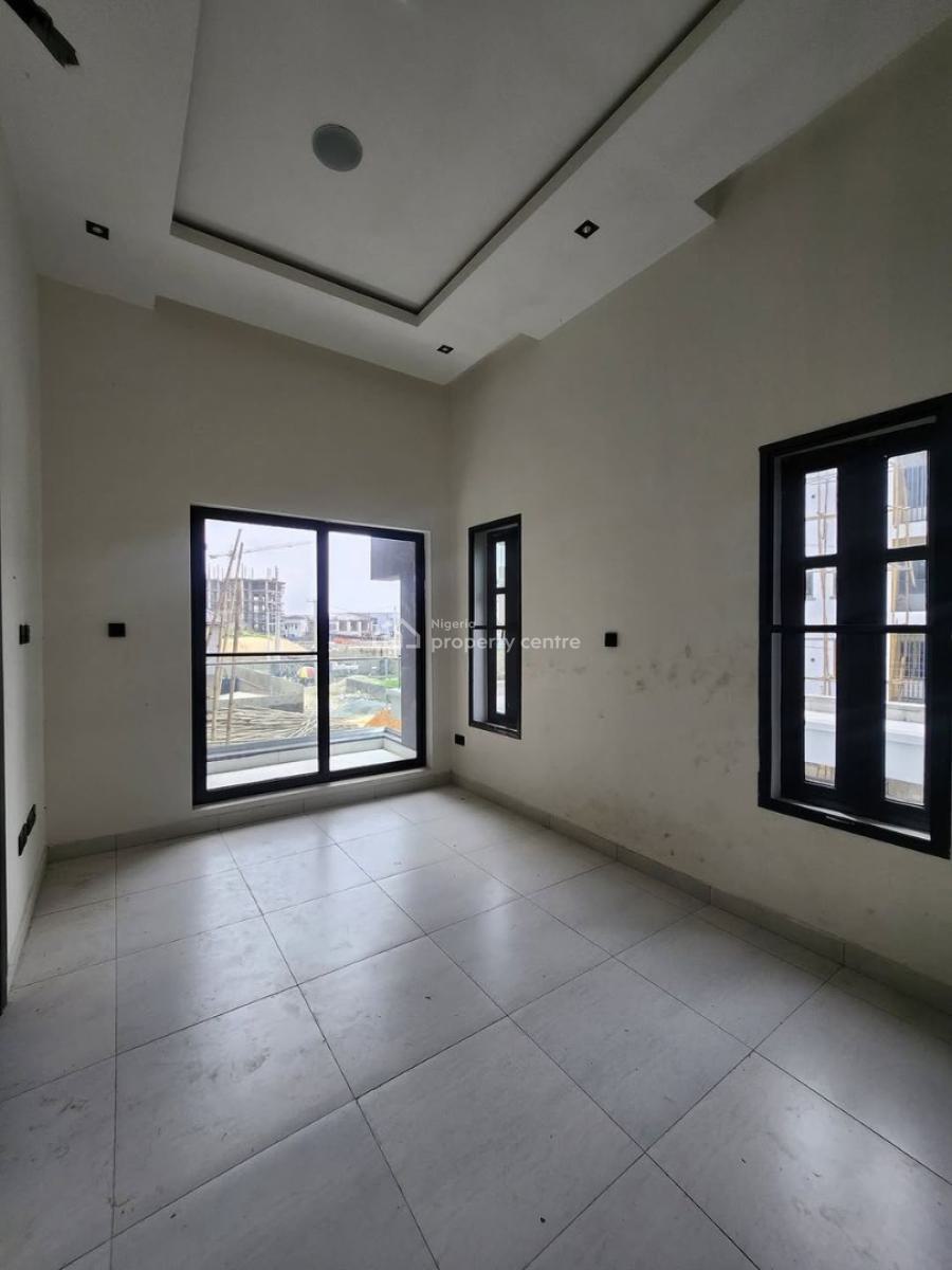 2 Bedroom Flat with Bq, Off Admiralty Way Lekki Phase 1, Lekki Phase 1, Lekki, Lagos, Flat / Apartment for Rent
