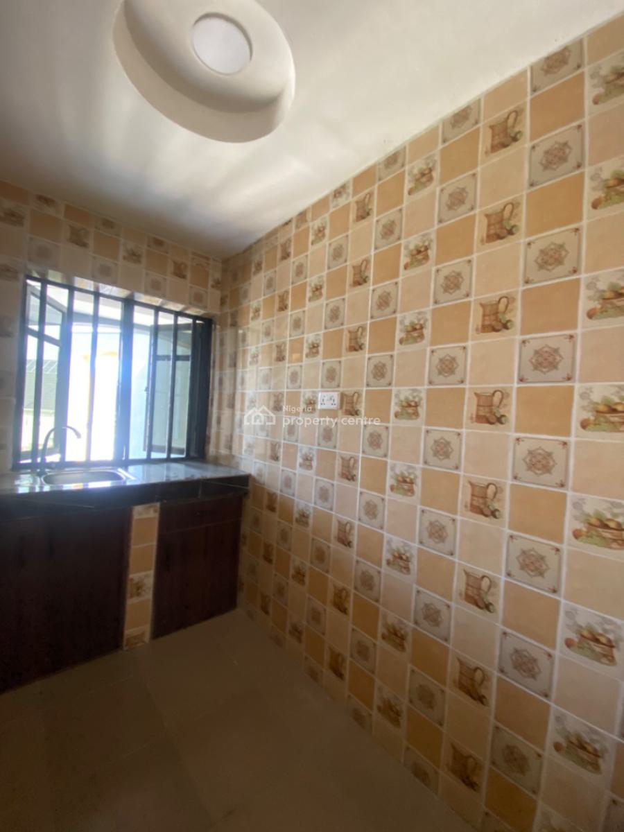 an Executive One Bedroom Flat, Green Ville Estate Ogombo, Ogombo Road Off Abraham Adesanya Ajah, Lekki, Lagos, Mini Flat (room and Parlour) for Rent