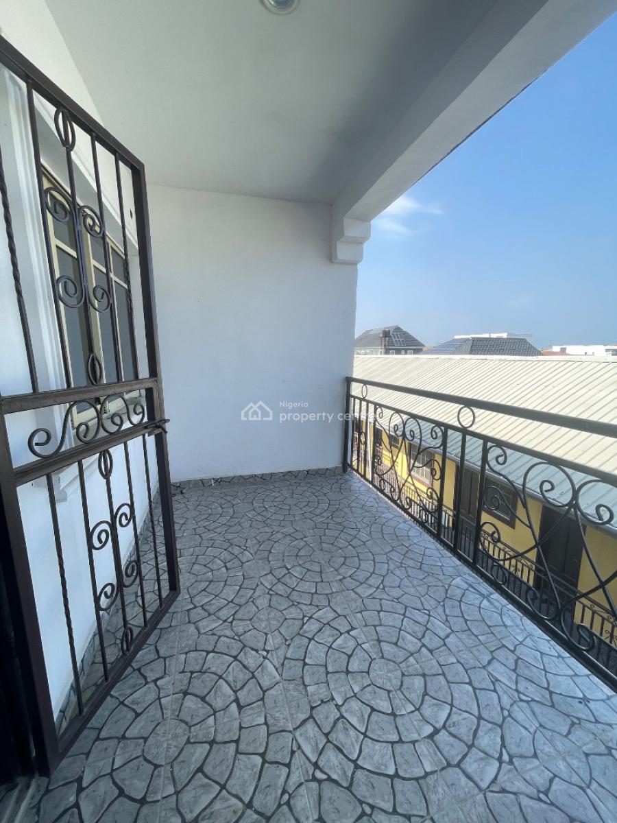 3 Bedroom Apartment Upstairs, Located Inside Good Estate with Swimming Pools and Gym, Sangotedo, Ajah, Lagos, Flat / Apartment for Rent