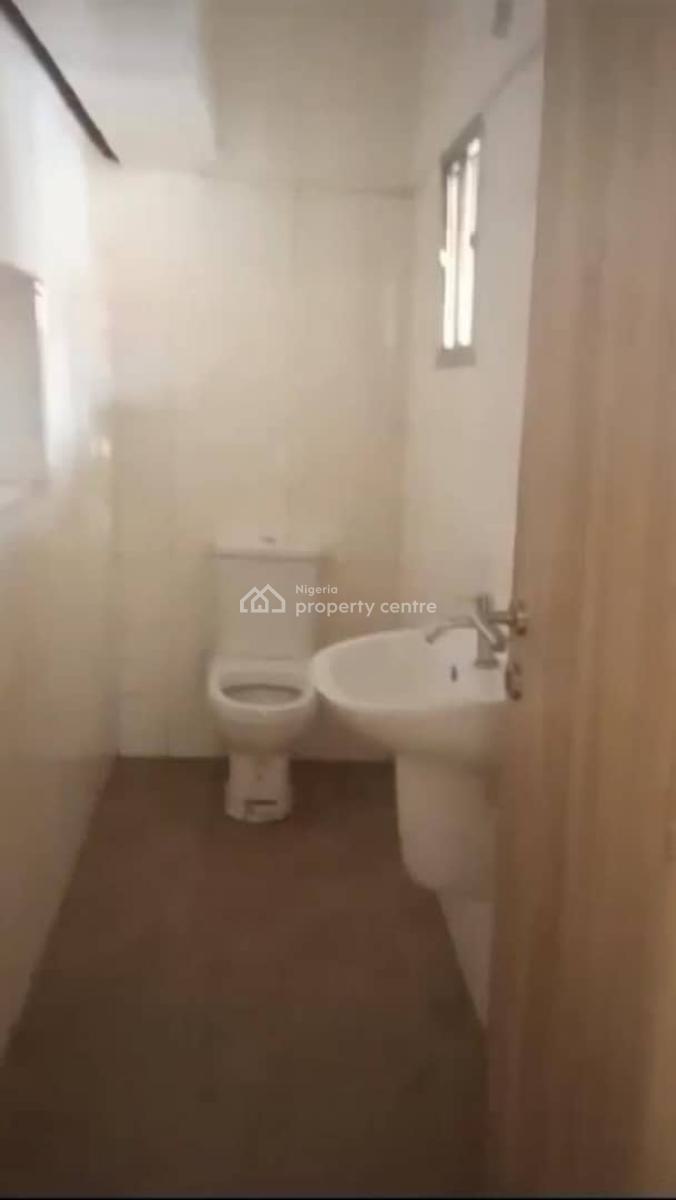 Lovely 3 Bedroom Flat, Alaka Estate, Surulere, Lagos, Flat / Apartment for Rent