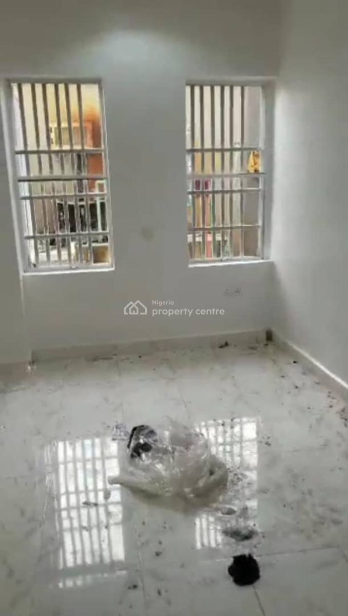 Lovely 2bedroom Flat, Johnson Street, Off Bode Thomas, Surulere, Lagos, Flat / Apartment for Rent