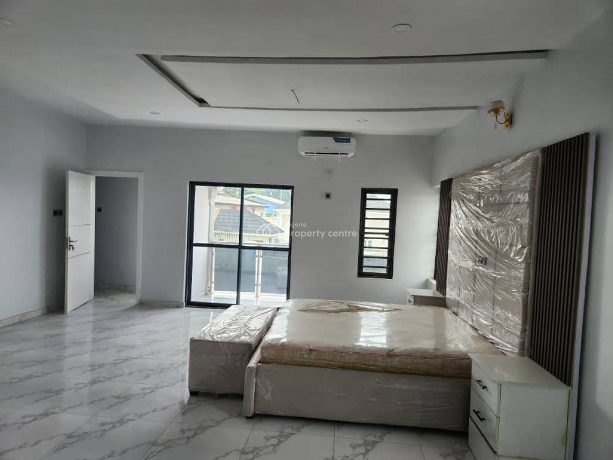 4 Bedroom Bungalow with 2 Bedroom Flat, Lagelu Estate   Challenge, Ibadan, Oyo, Detached Bungalow for Sale