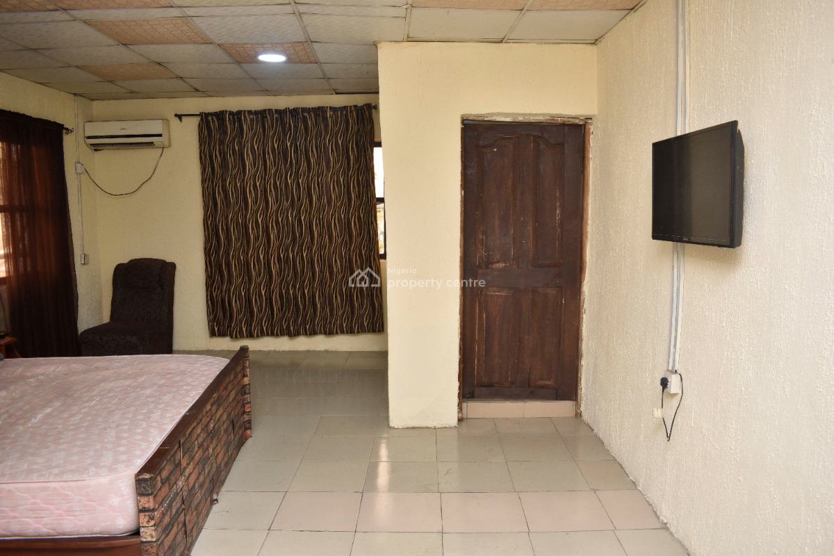 a Big Self-contain Serviced Apartment, Opposite The Nnpc Depot About 15 Minutes From The Airport Road, Isolo, Lagos, Self Contain (single Rooms) for Rent