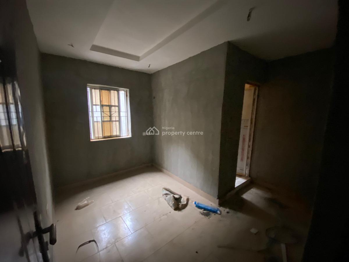 2-bedroom Apartment, Yaba, Lagos, Flat / Apartment for Rent