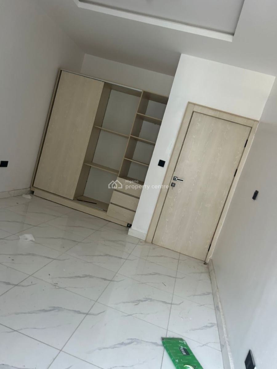 Spacious 2 Bedroom Apartment, Ikate, Lekki, Lagos, Flat / Apartment for Rent
