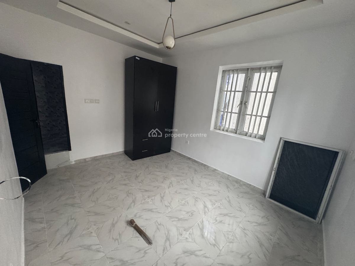 a Super Clean and Spacious 2 Bedrooms Apartment with Balcony, Close to Dominos, Ologolo, Lekki, Lagos, Flat / Apartment for Rent