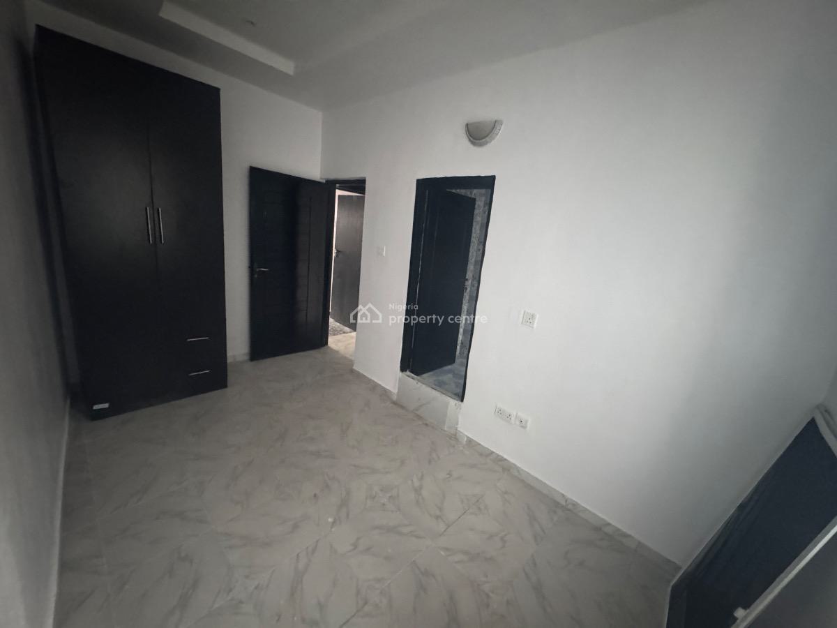 a Super Clean and Spacious 2 Bedrooms Apartment with Balcony, Close to Dominos, Ologolo, Lekki, Lagos, Flat / Apartment for Rent