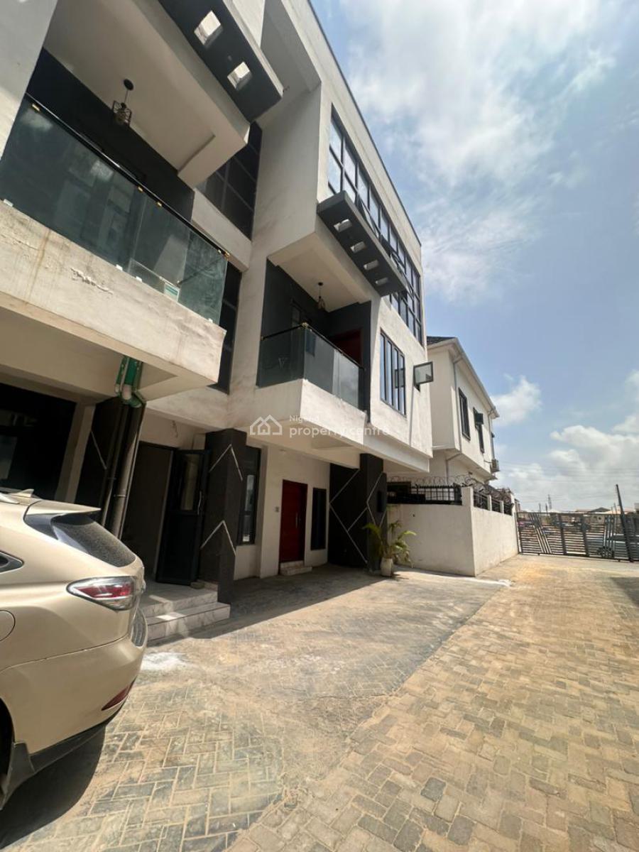 Executive 3 Bedroom Terrace Duplex, Ologolo, Lekki, Lagos, Terraced Duplex for Rent