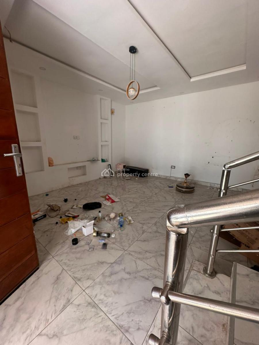Executive 3 Bedroom Terrace Duplex, Ologolo, Lekki, Lagos, Terraced Duplex for Rent