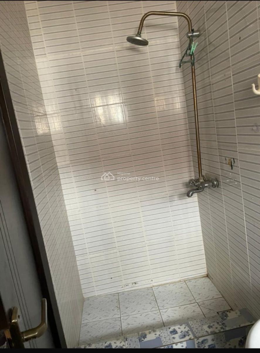Self Contain, Chevy View Estate, Lekki Expressway, Lekki, Lagos, Self Contain (single Rooms) for Rent