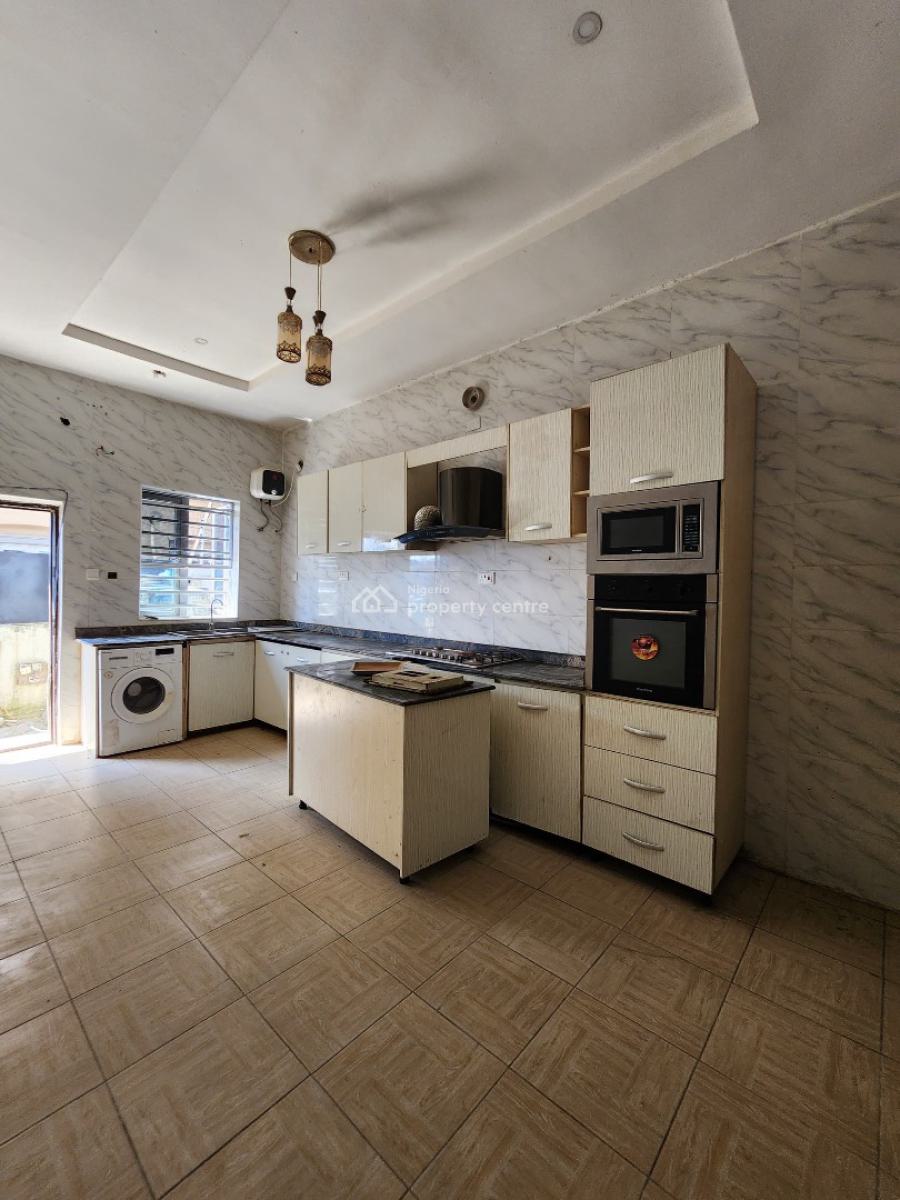 5 Bedroom Semi-detached Duplex + Bq, Agungi, Lekki, Lagos, Semi-detached Duplex for Rent