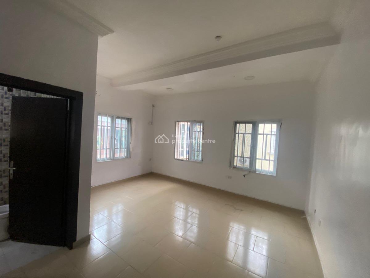 7-room Detached Duplex Ideal for Commercial Use, Ikeja, Lagos, Commercial Property for Rent