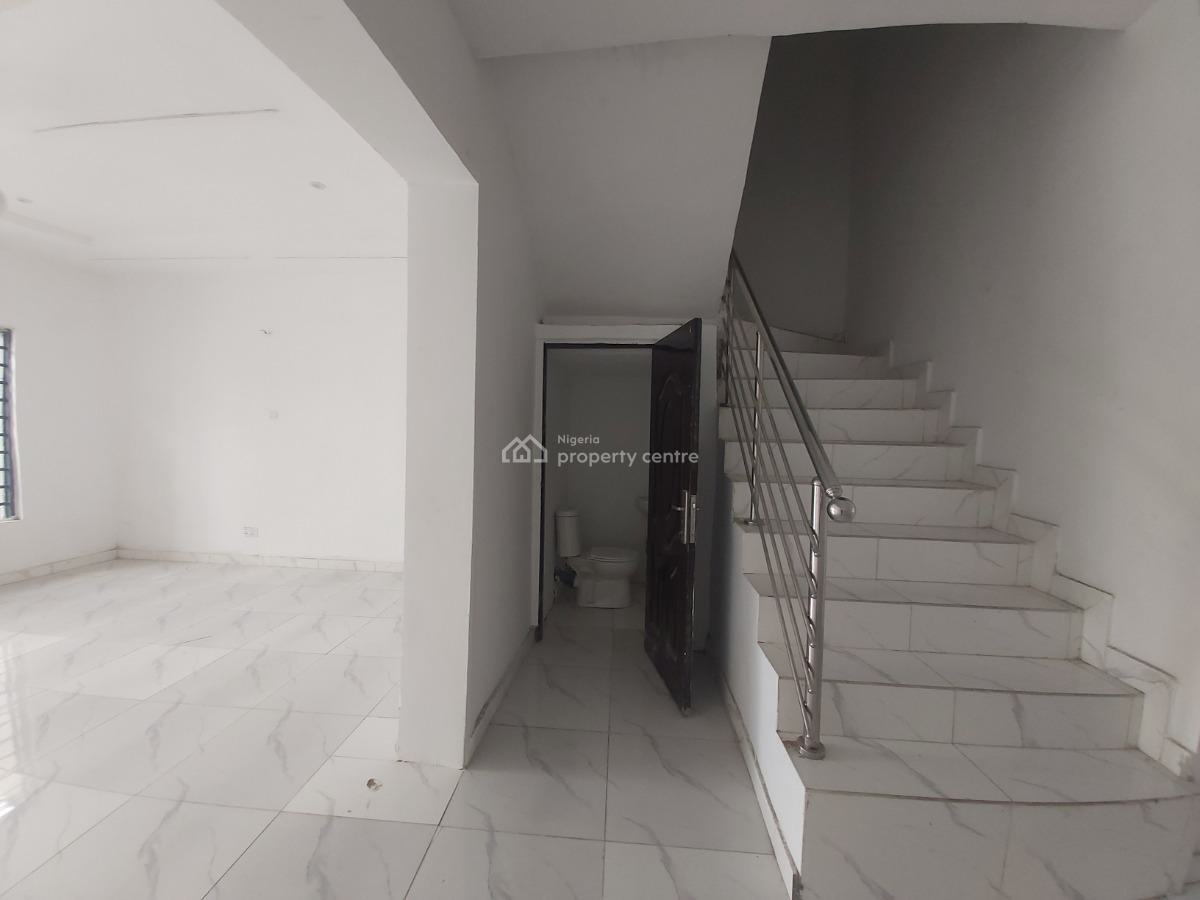 Well Built 3 Bedroom Duplex in a Secured Estate, Ajah, Lagos, Terraced Duplex for Sale