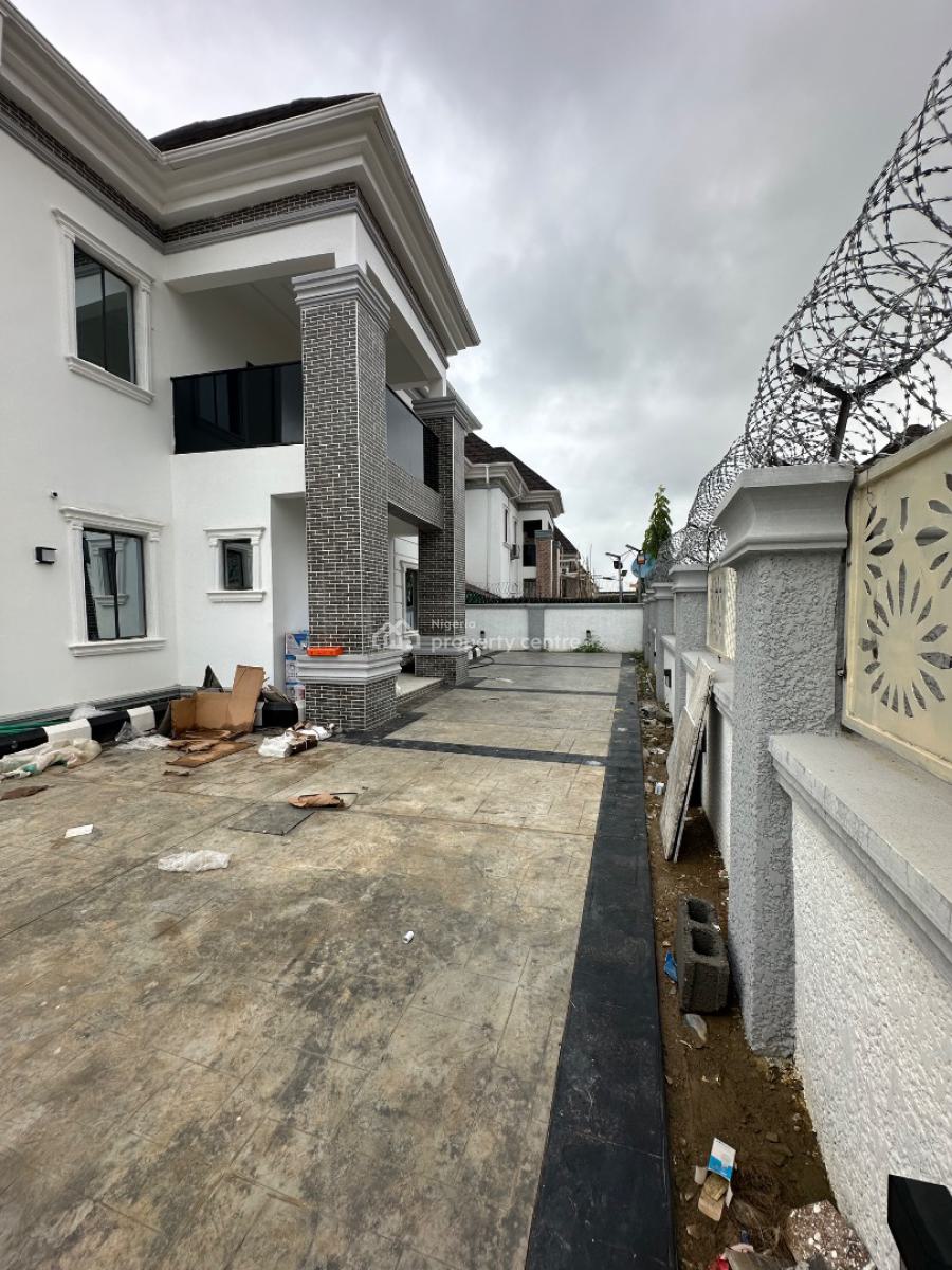 4 Bedroom Semidetached Duplex, Von Road, Lugbe District, Abuja, House for Sale