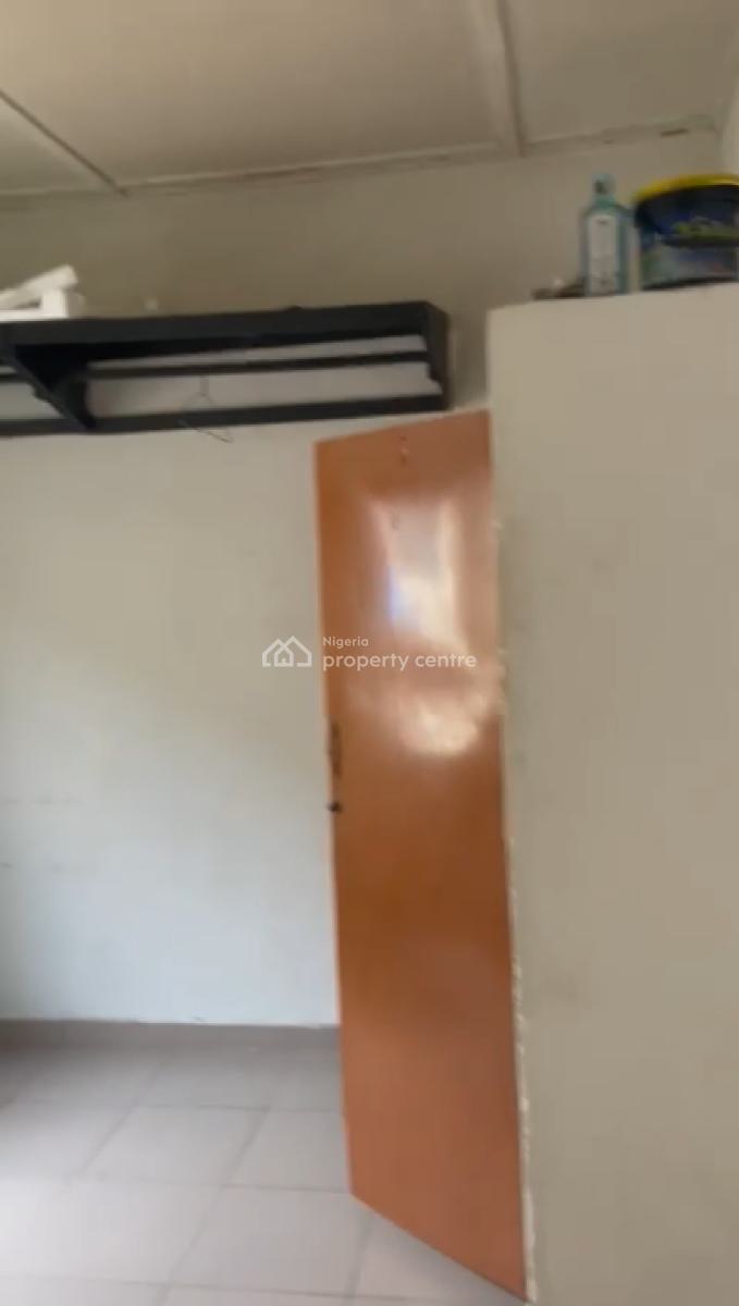 Decent Miniflat Upstairs in Prime Location, Obayan, Akoka, Yaba, Lagos, Mini Flat (room and Parlour) for Rent