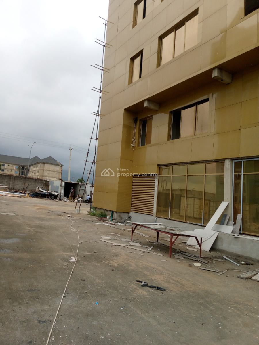 Service Showroom Complex with Three (3) Floor, Environmental Junction, Katampe, Abuja, Plaza / Complex / Mall for Rent