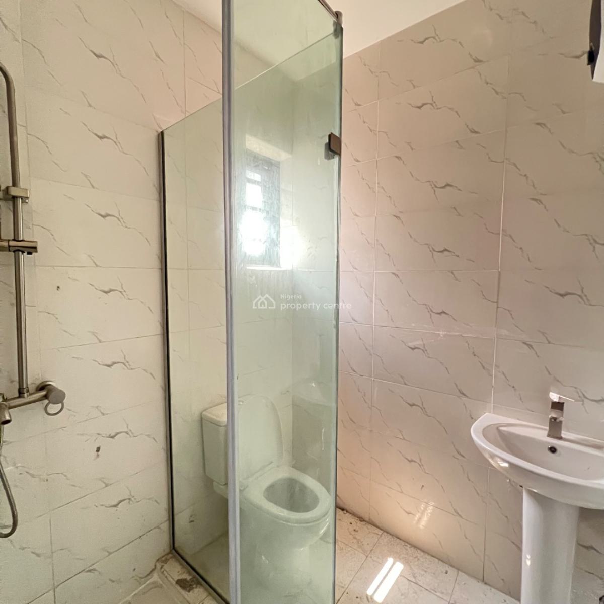5 Bedroom & Bq, Ologolo, Lekki, Lagos, Terraced Duplex for Sale