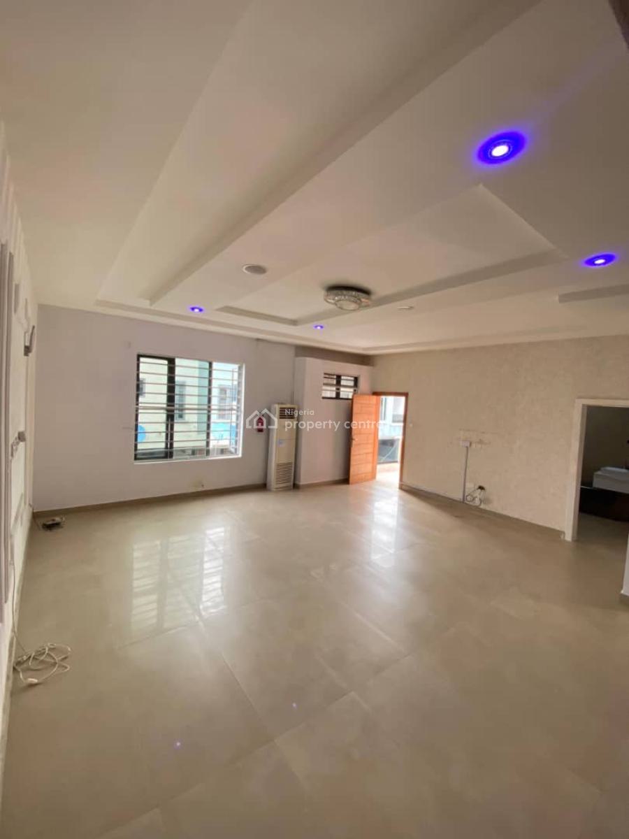 Fully Service 4 Bedrooms, Chevron Drive, Lekki, Lagos, Semi-detached Duplex for Rent