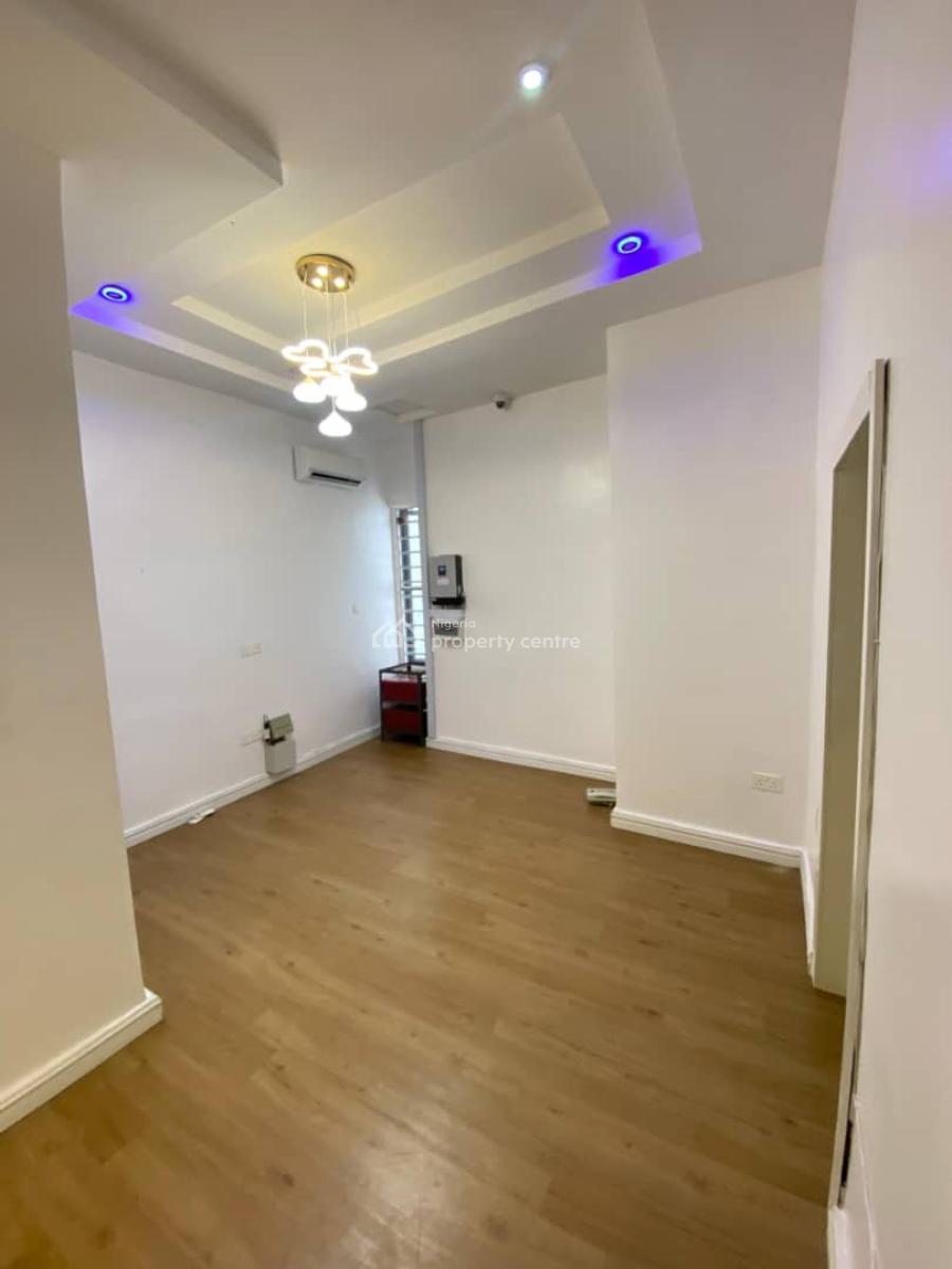Fully Service 4 Bedrooms, Chevron Drive, Lekki, Lagos, Semi-detached Duplex for Rent