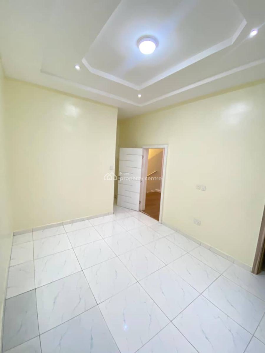 Fully Service 4 Bedrooms, Chevron Drive, Lekki, Lagos, Semi-detached Duplex for Rent