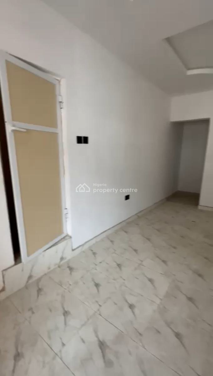 Spacious Room Self Contain, Up/down Floor with Water Heater & Car Park, Off Pedro Road, Pedro, Gbagada, Lagos, Self Contain (single Rooms) for Rent