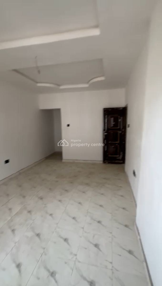 Spacious Room Self Contain, Up/down Floor with Water Heater & Car Park, Off Pedro Road, Pedro, Gbagada, Lagos, Self Contain (single Rooms) for Rent
