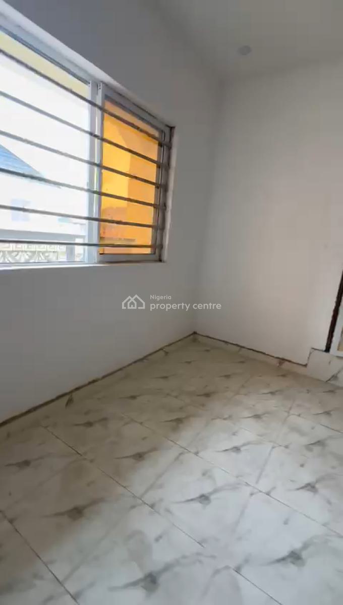 Spacious Room Self Contain, Up/down Floor with Water Heater & Car Park, Off Pedro Road, Pedro, Gbagada, Lagos, Self Contain (single Rooms) for Rent
