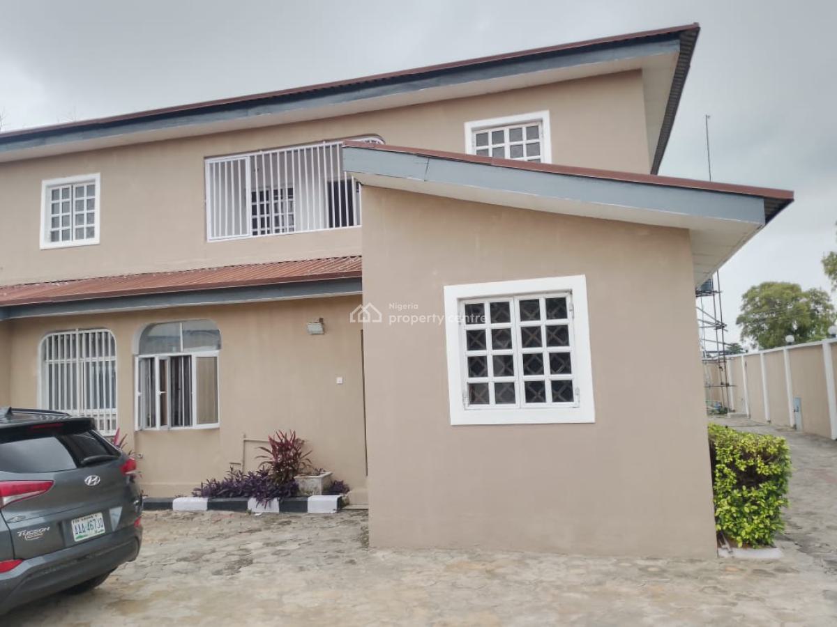 Well Maintained 4 Bedroom Semi Detached House, Off Admiralty Way, Lekki Phase 1, Lekki, Lagos, Semi-detached Duplex for Rent