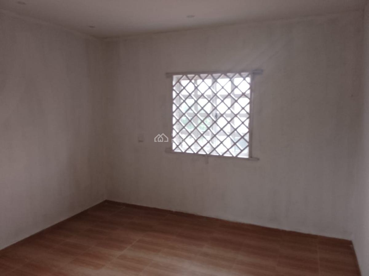 Well Maintained 4 Bedroom Semi Detached House, Off Admiralty Way, Lekki Phase 1, Lekki, Lagos, Semi-detached Duplex for Rent