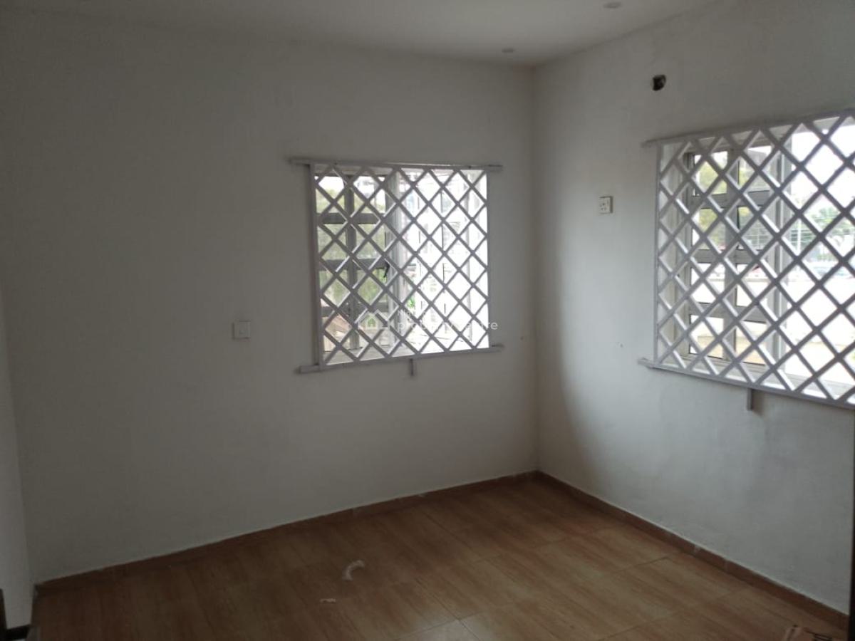 Well Maintained 4 Bedroom Semi Detached House, Off Admiralty Way, Lekki Phase 1, Lekki, Lagos, Semi-detached Duplex for Rent