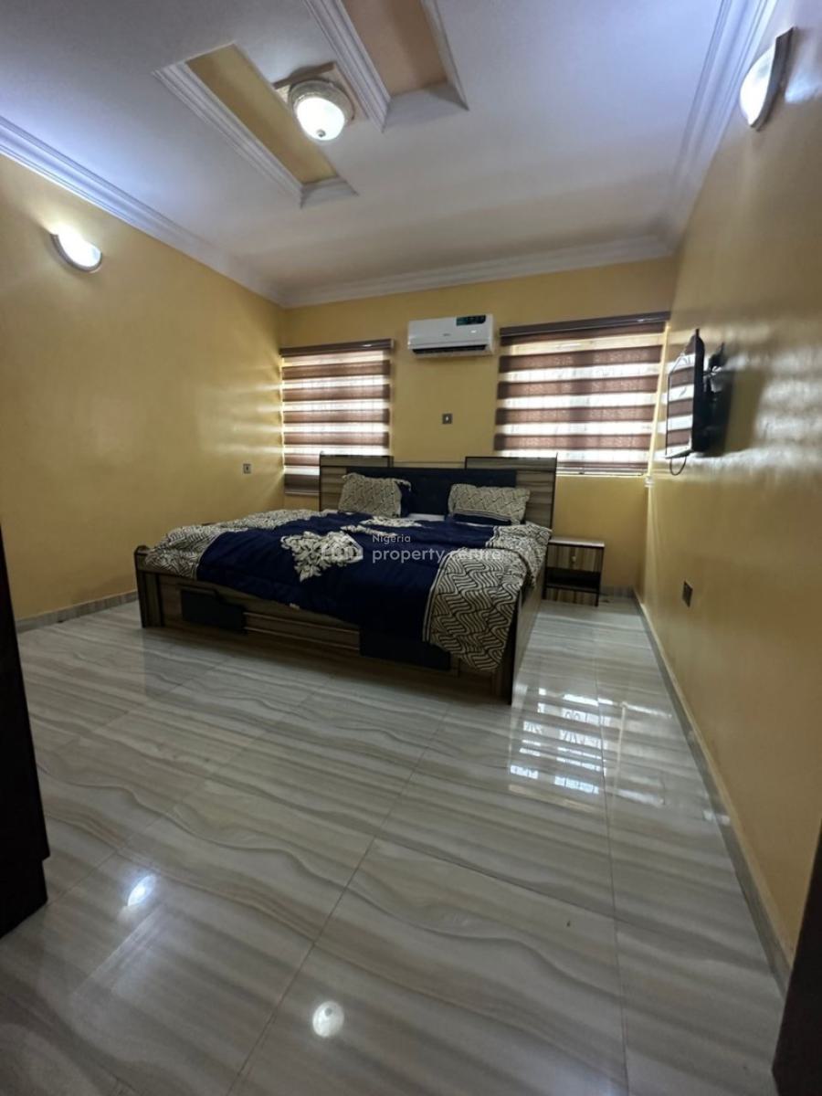 Standard 3 Bedroom Apartment, Ikota, Lekki, Lagos, Flat / Apartment for Rent
