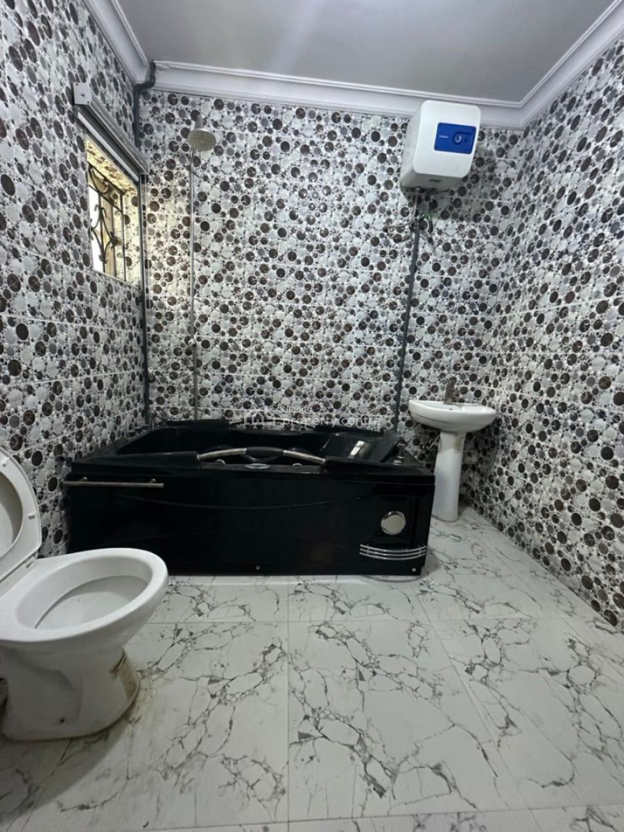 Standard 3 Bedroom Apartment, Ikota, Lekki, Lagos, Flat / Apartment for Rent