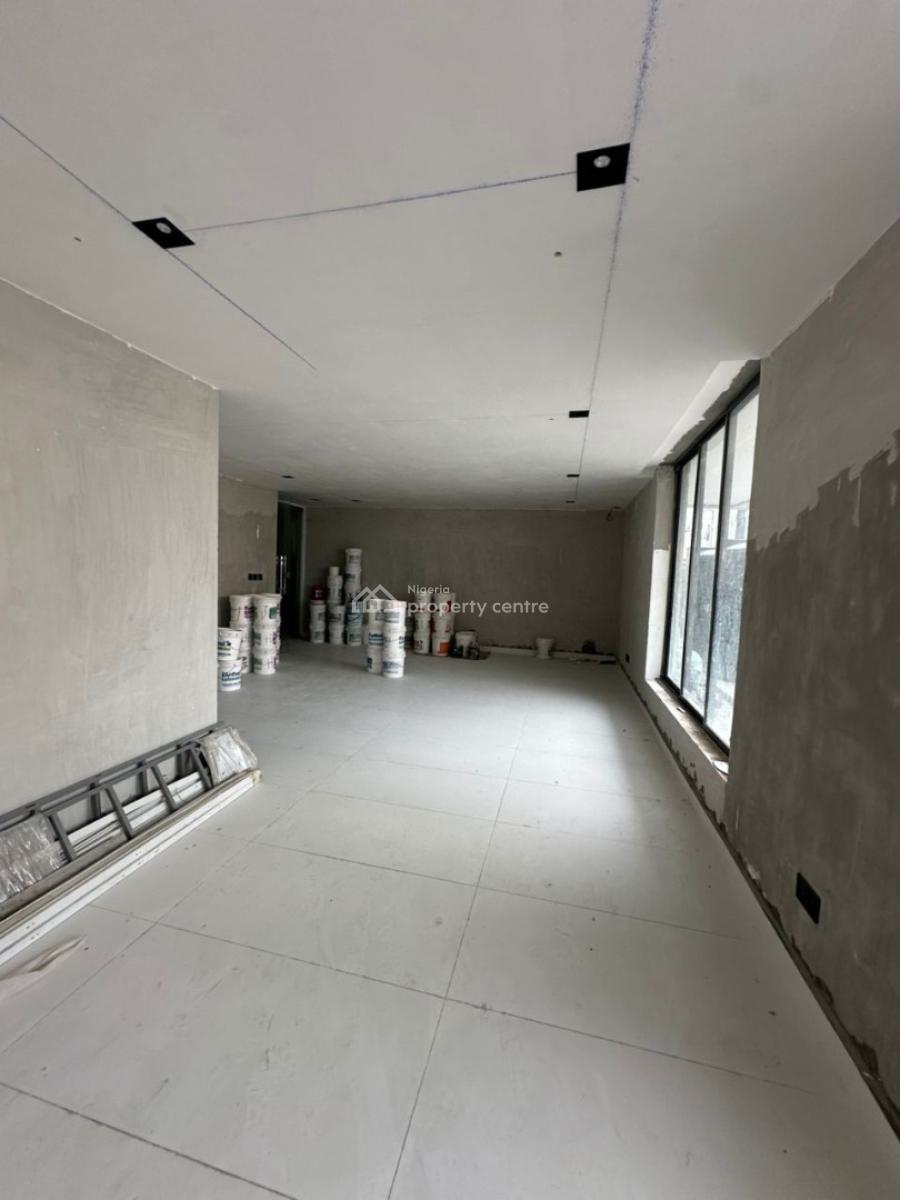Live in One of Lagos Most Prestigious Neighborhoods, Lekki Phase 1, Lekki, Lagos, Block of Flats for Sale