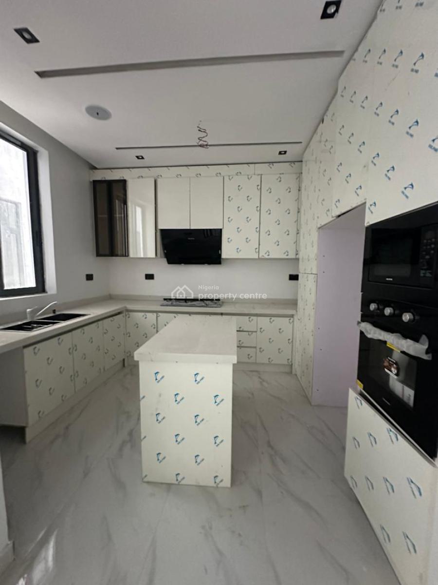 Live in One of Lagos Most Prestigious Neighborhoods, Lekki Phase 1, Lekki, Lagos, Block of Flats for Sale