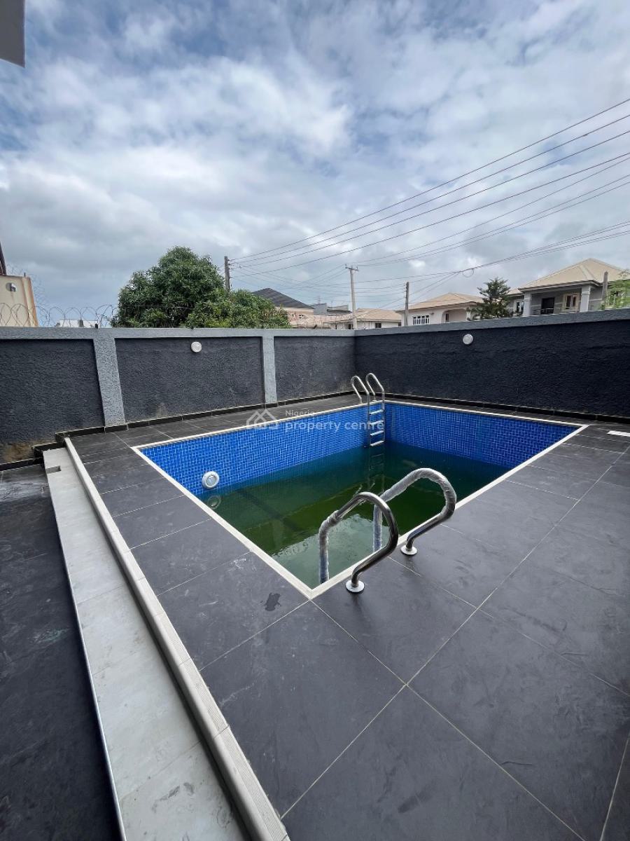 Newly Built 2 Bedroom Apartment, Lekki Phase 1, Lekki, Lagos, Flat / Apartment for Sale