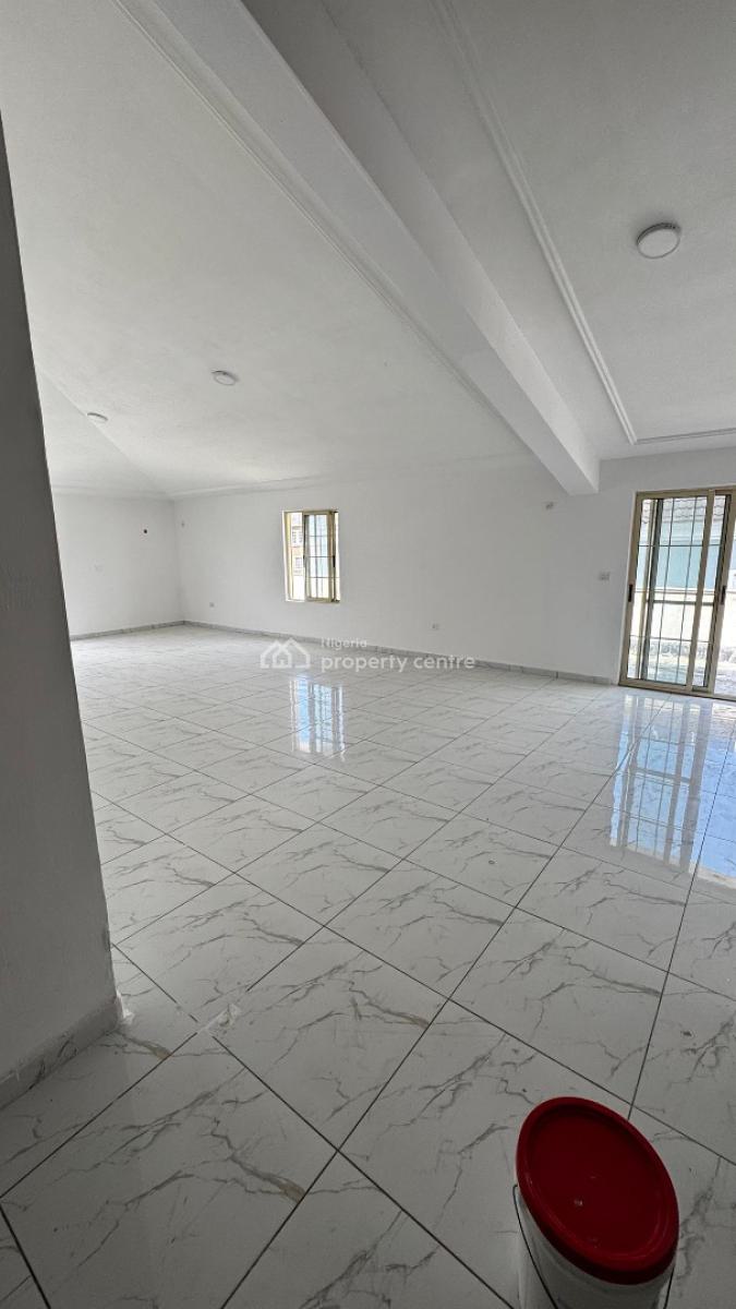 Very Spacious 5 Bedroom Penthouse Apartment, Lekki Phase 1, Lekki, Lagos, Flat / Apartment for Rent