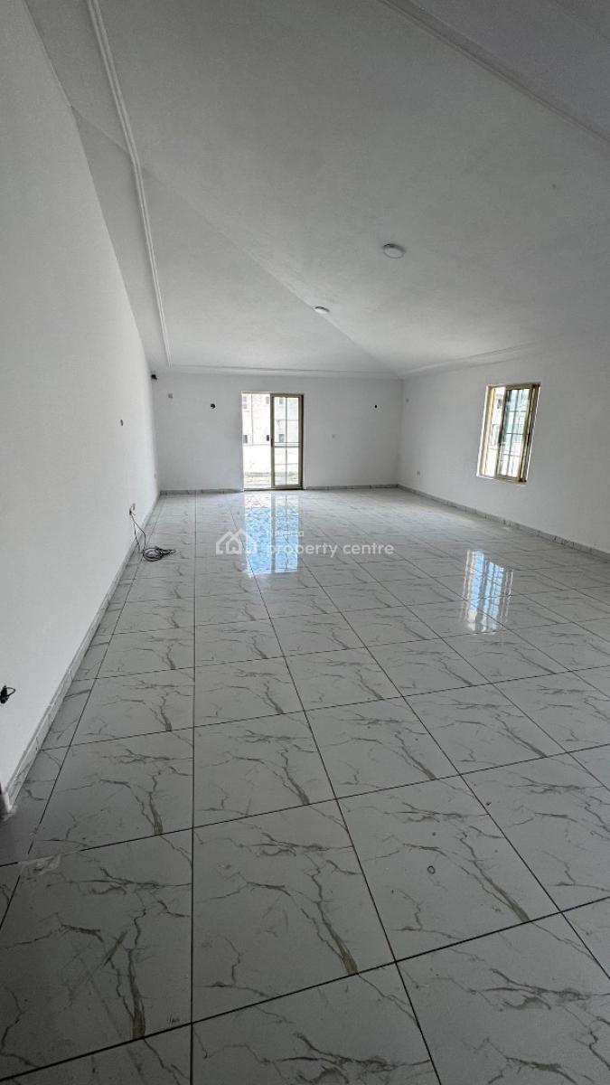 Very Spacious 5 Bedroom Penthouse Apartment, Lekki Phase 1, Lekki, Lagos, Flat / Apartment for Rent